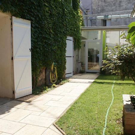 Spacieuse Maison De Village Climatisee Avec Jardin Patio Bessan Exteriör bild